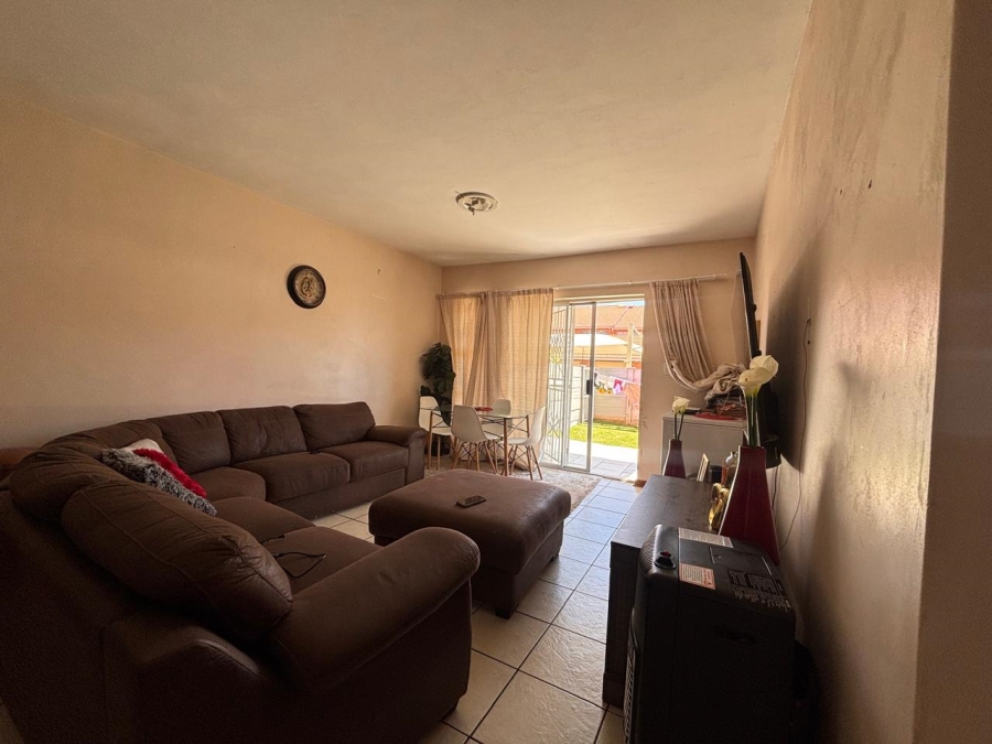 To Let 2 Bedroom Property for Rent in Pellissier Free State